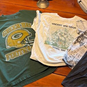 Batch of four shirts:Star Wars Short Sleeve Tee - Black and White